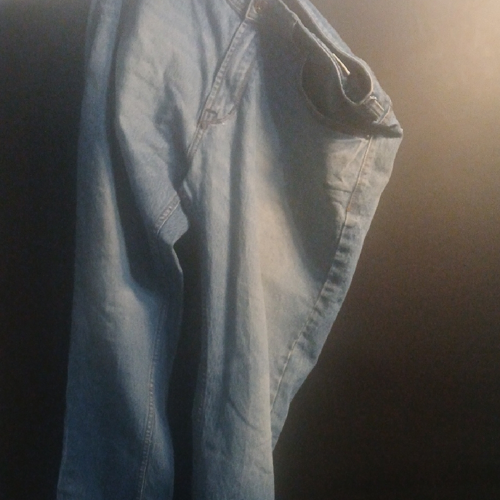 Men's Light Blue Relaxed Jeans
